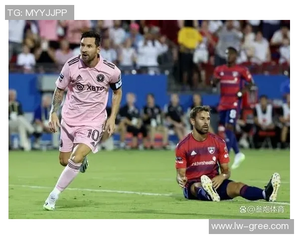 休斯顿迪纳摩与达拉斯FC激战正酣精彩赛事回顾与分析